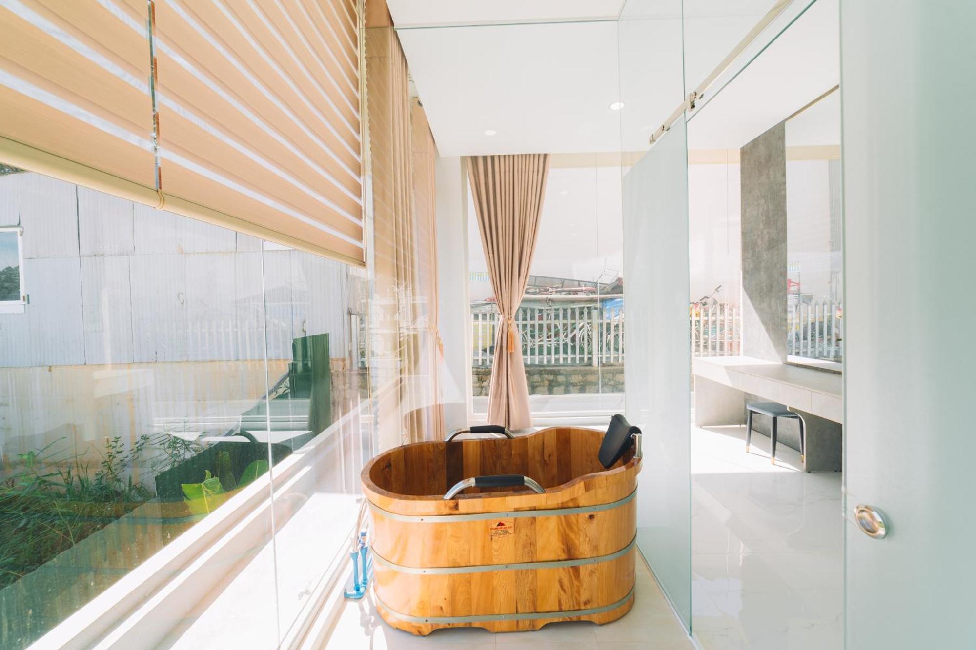 Quy Tai Premium Hotel Đà Lạt Exterior foto