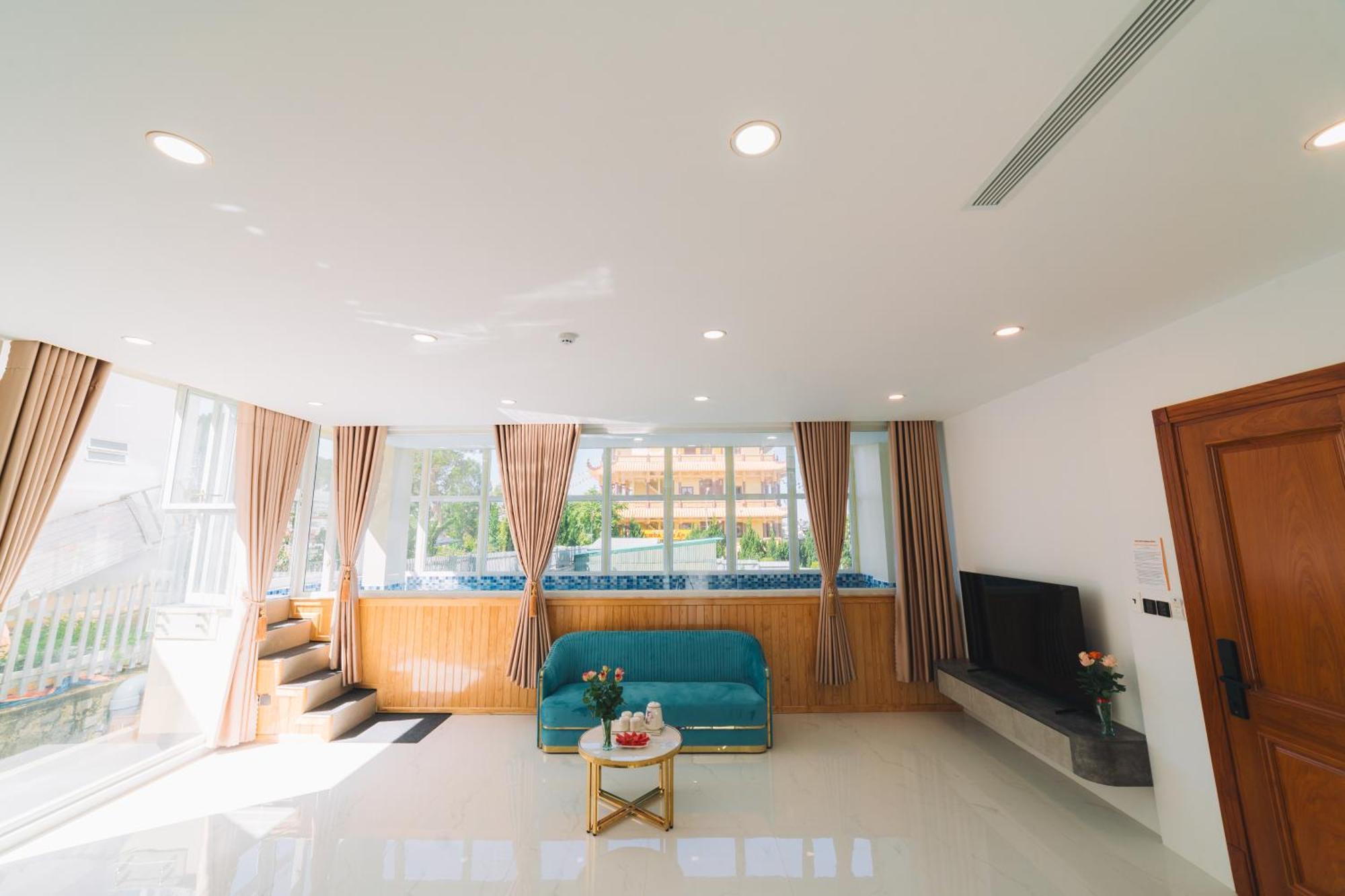 Quy Tai Premium Hotel Đà Lạt Exterior foto