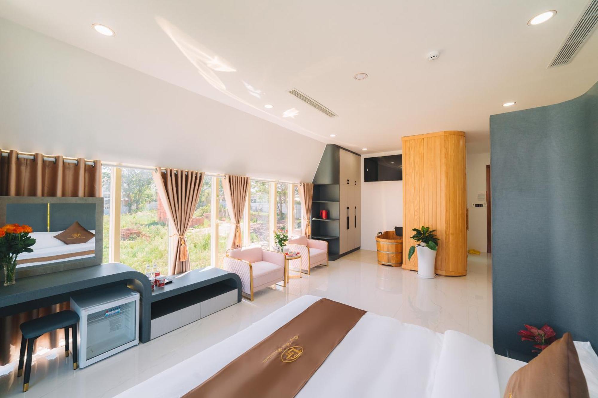 Quy Tai Premium Hotel Đà Lạt Exterior foto