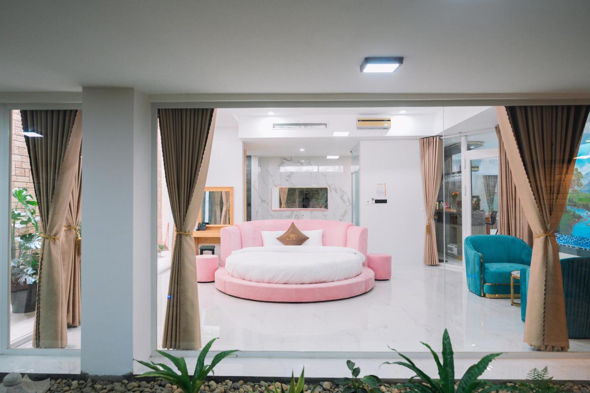 Quy Tai Premium Hotel Đà Lạt Exterior foto